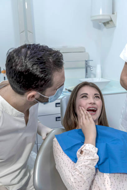Best Emergency Tooth Extraction in Holly, MI